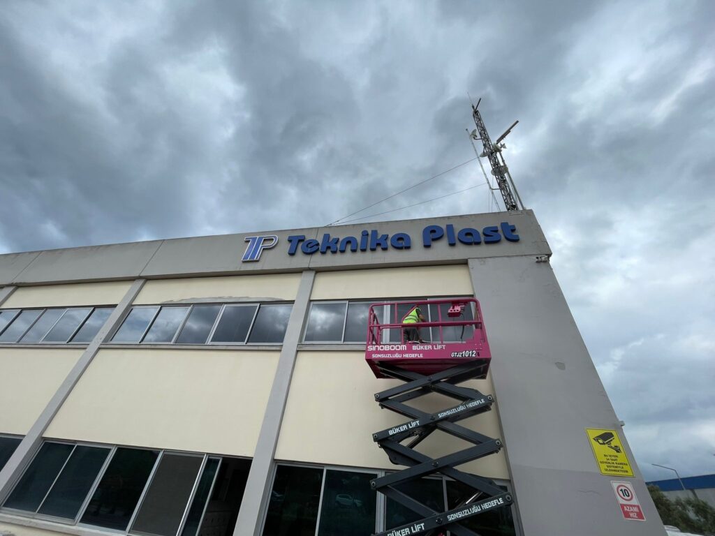 Camlar Hangi Sıklıkla Temizlenmelidir ?