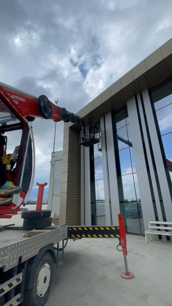 Camlar Hangi Sıklıkla Temizlenmelidir ?