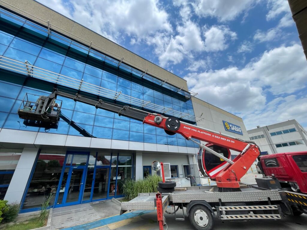 Camlar Hangi Sıklıkla Temizlenmelidir ?